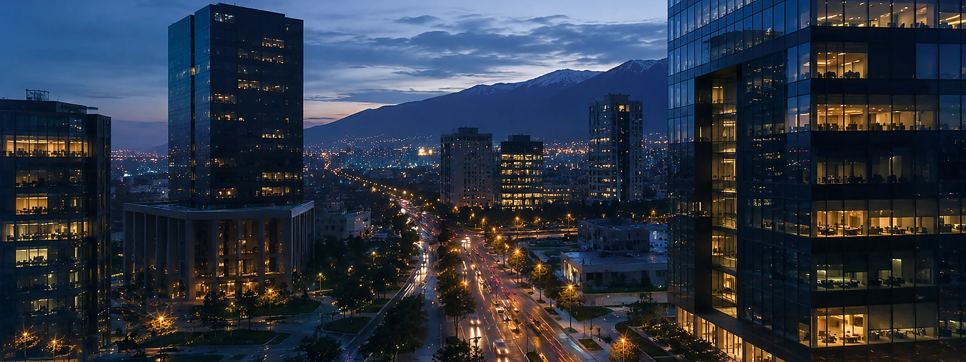 منطقه تجاری تهران در هنگام غروب